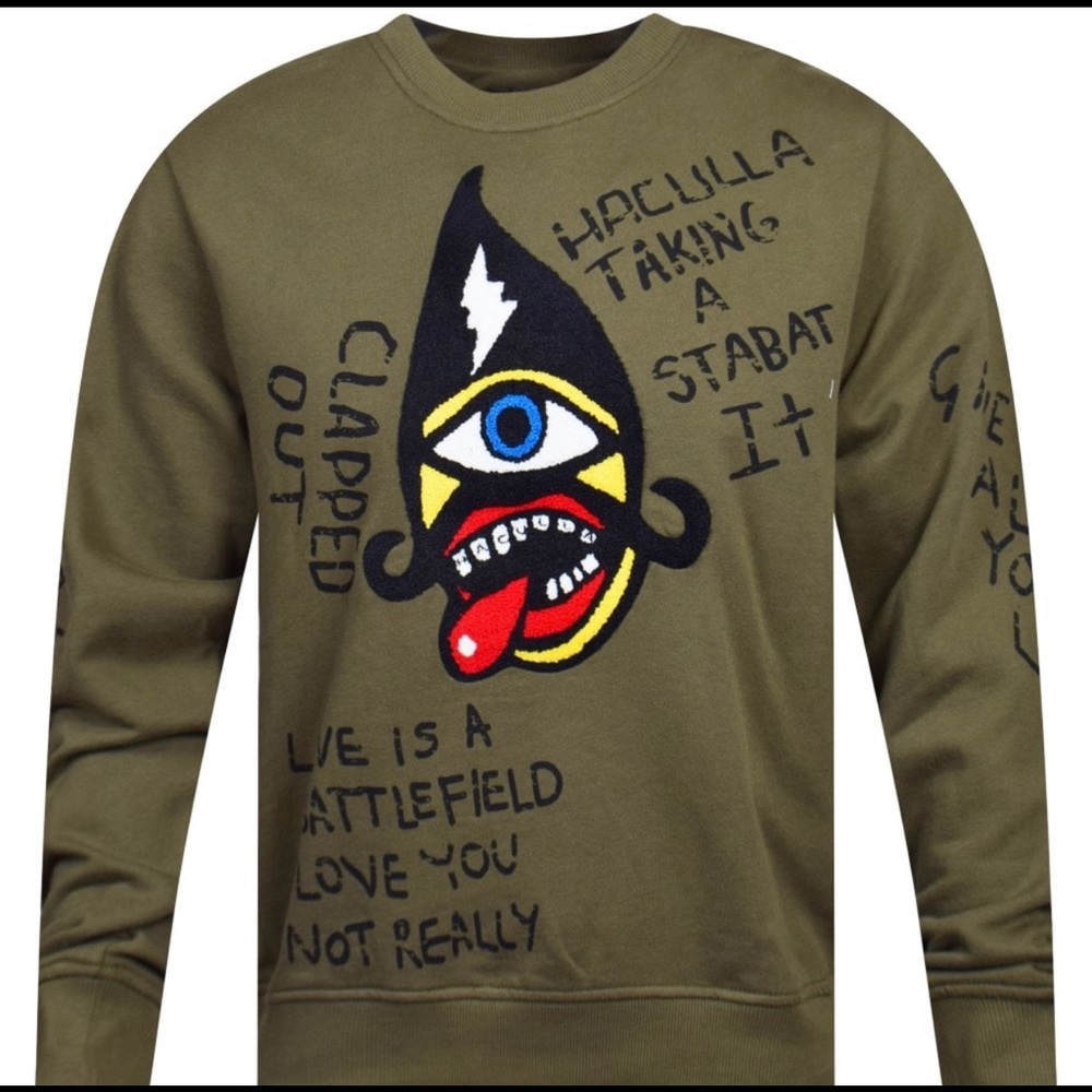 EUC Men’s Haculla Love is a battlefield pullover